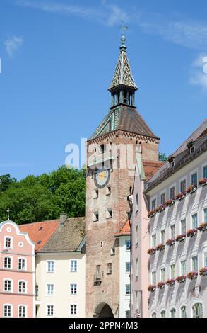 Tour historique de Schmalzturm de Landsberg au bord de la rivière Lech (Bavière) Allemagne Banque D'Images