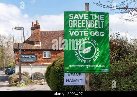 Votez le signe politique du GGG, Groupe Guildford Greenbelt, avant les élections locales de mai 2023 à Surrey, en Angleterre, au Royaume-Uni Banque D'Images