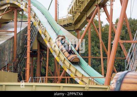 MUNICH, ALLEMAGNE - SEPTEMBRE 19 : tours du parc des expositions à l'Oktoberfest de Munich, Allemagne sur 19 septembre 2017. L'Oktoberfest est la plus grande bière Banque D'Images