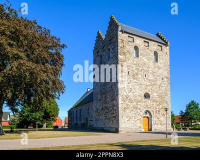 AA Kirke et chantier naval, l'église d'Aakirkeby, l'île de Bornholm, Danemark, Scandinavie, Europe. Banque D'Images