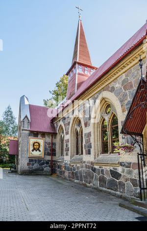 Église de l'icône Kazan de la mère de Dieu, ancien Kirch Palmniken. Construit en 1892. Yantarny. Région de Kaliningrad. Russie Banque D'Images