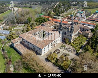 Monastère de la Santa Espina dans la province de Castromonte de Valladolid Espagne Banque D'Images