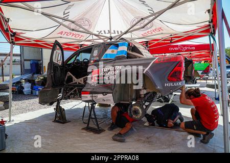 Hermosillo, Mexique. 24th avril 2023. HERMOSILLO MEXIQUE AVRIL 24: Voitures dans le Parque la Ruina, au cours d'une étape le Championnat mondial de rallye-RAID W2RC est une série de rallye raid organisé par l'Organisation des sports d'Amaury et co-autorisé par la FIA et FIM sur 24 avril 2024 à Hermosillo Mexique. ( © photo par Luis Gutiérrez /Norte photo) crédit: NortePhoto.com/Alamy Live News Banque D'Images