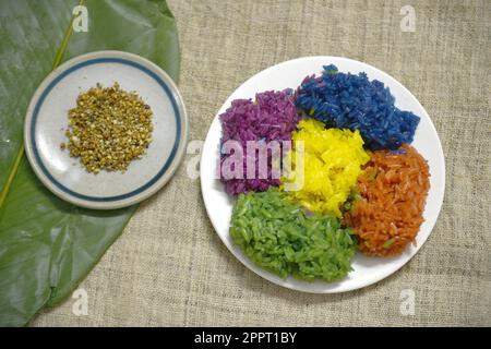 Riz collant de 5 couleurs dans le nord-ouest du Vietnam, en Asie Banque D'Images