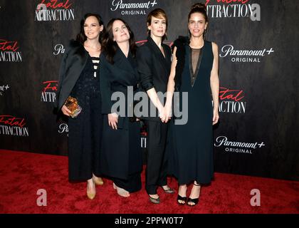 24 avril 2023 Los Angeles, Californie - Carla Gallo, Elizabeth Reaser, Sarah Paulson, Amanda Peet,. 'Los Angeles Premiere of Paramount + ''Fatal attraction''' a eu lieu au SilverScreen Theater de Los Angeles. Banque D'Images