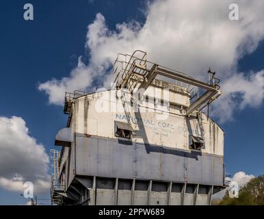 Bucyrus Erie DRAGLINE Pelle de randonnée BE 1150, connue sous le nom de « oddball » dans la réserve naturelle de St Aidan Park, Swillington. ROYAUME-UNI Banque D'Images