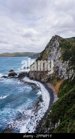 Vue sur l'océan depuis le phare de Nugget point, South Island, Nouvelle-Zélande Banque D'Images