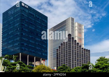 UOL Group Limited, situé dans le paysage urbain de Singapour. Banque D'Images