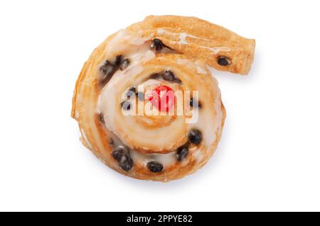 Photo studio d'une pâtisserie danoise découpée sur fond blanc - John Gollop Banque D'Images