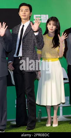 Séoul, Corée du Sud. 24th avril 2023. (De gauche à droite) l'acteur sud-coréen Park Seo-joon et la chanteuse et actrice Lee Ji-eun (nom de la scène: IU), appel photo pour le film Dream VIP preview au cinéma COEX Megabox à Séoul, Corée du Sud sur 24 avril 2023. Le film s'ouvre sur 26 avril. (Photo de Lee Young-ho/Sipa USA) crédit: SIPA USA/Alay Live News Banque D'Images