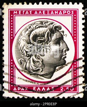 MOSCOU, RUSSIE - 26 MARS 2023: Timbre-poste imprimé en Grèce montre le chef de la grande série d'art grec ancien (III) d'Alexandre, vers 1959 Banque D'Images