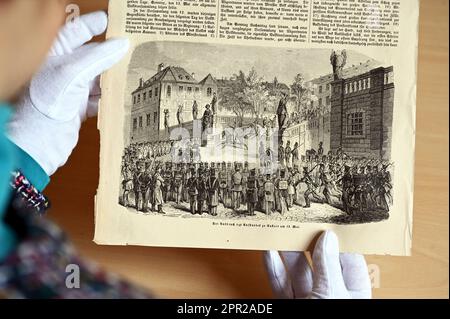 PRODUCTION - 24 avril 2023, Bade-Wurtemberg, Rastatt : Dans le mémorial des mouvements de liberté de l'histoire allemande, un fax de l'Illustrirte Zeitung de Leipzig est exposé, dont l'original date de 1849 (Volume 12), et dépeint une lithographie montrant l'évasion du ministre de la guerre de Baden de la forteresse de Rastatt. La révolution de 1848/49 se termine là où elle commence : à Baden. 175 ans après le premier grand soulèvement, de nombreuses institutions et communautés du sud-ouest commémorent la révolution par des campagnes, des conférences et des expositions. (À dpa : au lieu d'espérer et d'attendre Banque D'Images