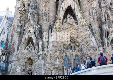 Détail architectural de la Sagrada Família, la plus grande église catholique inachevée du monde située à Eixample, conçue par Antoni Gaudí Banque D'Images