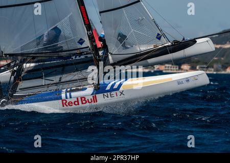 Hyères, France. 23rd avril 2023. L'équipe Argentine participe à la classe Nacra 17 lors de l'édition 51th de la semaine olympique française à Hyères, en France, sur 23 avril 2023. Photo de Laurent Coust/ABACAPRESS.COM crédit: Abaca Press/Alay Live News Banque D'Images