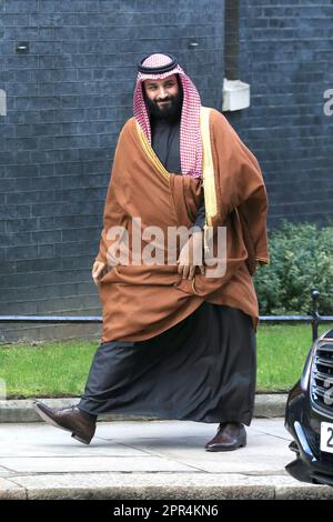 Londres, Royaume-Uni. 07th mars 2018. Le prince héritier saoudien Mohammad bin Salman bin Abdulaziz Al Saud visite le numéro 10 Downing Street à Londres. (Photo de Fred Duval/SOPA Images/Sipa USA) crédit: SIPA USA/Alay Live News Banque D'Images