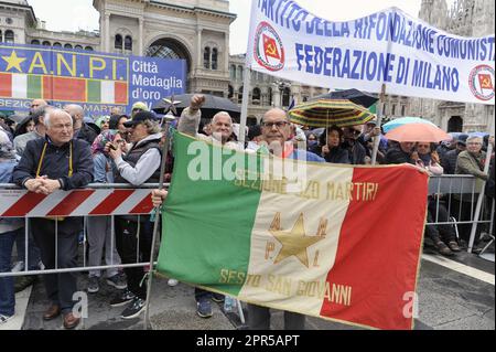 - Milan, démonstration de 25 avril, anniversaire de la libération de l'Italie du nazifasisme - Milan, manifeste del 25 aprile, anniversario della Liberazione dell'Italia dal nazifascismo Banque D'Images