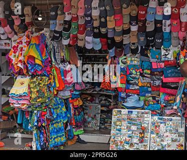 Magasin local, St. John's est la capitale et la plus grande ville d'Antigua-et-Barbuda, dans les Caraïbes Banque D'Images