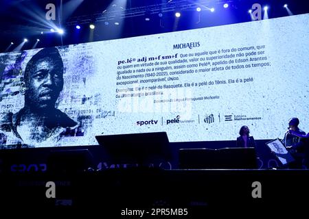 26 avril 2023, Sao Paulo, Sao Paulo, Brésil: (SPO) Sommet sportif Sao Paulo 2023 sur l'hommage à Pele. 26 avril 2023, Sao Paulo, Brésil: Pele est officialisé comme une entrée dans le dictionnaire Michaelis. Le roi du football apparaîtra dans les versions numériques et imprimées du dictionnaire portugais, dans un hommage officiel et il est également immortalisé en portugais. Michaelis a déjà inséré le nom du Roi du football comme entrée dans son édition numérique - l'explication sera également dans les prochaines versions imprimées du dictionnaire, le mercredi (26) au Sports Summ Banque D'Images