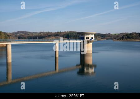Réservoir d'eau de Dhunn, Bergisches Land, Allemagne Banque D'Images