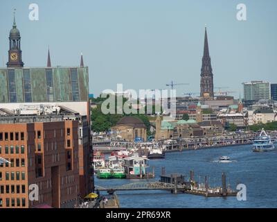 Hambourg et l'Elbe en allemagne Banque D'Images