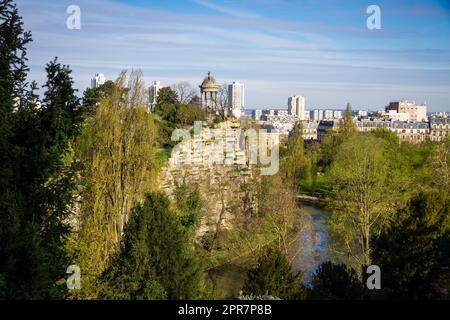 Parc des Buttes Chaumont à Paris Banque D'Images