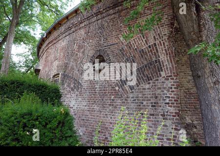 Fort Paul, verfallendes Baudenkmal im Volksgarten Banque D'Images