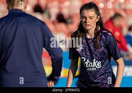 Crawley, Royaume-Uni. 19 avril 2023. Pendant la rencontre Barclays WSL entre Brighton et Everton au Broadfield Stadium. Banque D'Images