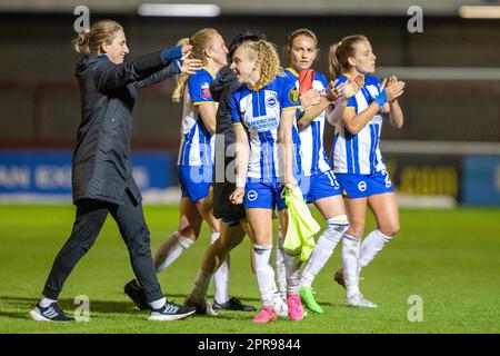 Crawley, Royaume-Uni. 19 avril 2023. Katie Robinson lors de la rencontre Barclays WSL entre Brighton et Everton au Broadfield Stadium. Banque D'Images