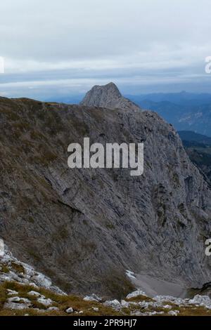 Traversée des montagnes Hackenkopfe, Tyrol, Autriche Banque D'Images