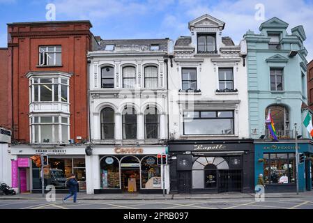 Magasins de la rue principale de Dublin Banque D'Images