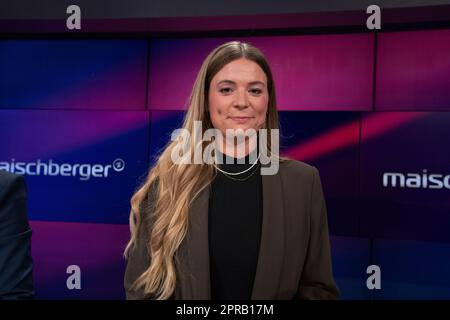 Cologne, Allemagne. 26th avril 2023. Rahel KLEIN, journaliste, portrait, portrait, image individuelle rognée, Motif unique, « Maischberger », talk show, WDR/ARD, 26 avril, 2023. Credit: dpa/Alay Live News Banque D'Images