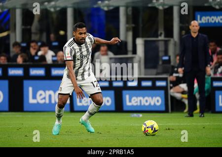 Alex Sandro (Juventus FC) pendant la coupe italienne, Coppa Italia, demi-finales, match de football de 2nd jambes entre le FC Internazionale et le Juventus FC sur 26 avril 2023 au stade Giuseppe Meazza à Milan, Italie - photo Luca Rossini / E-Mage Banque D'Images