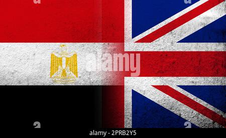 Drapeau national du Royaume-Uni (Grande-Bretagne) Union Jack avec Égypte drapeau national. Grunge l'arrière-plan Banque D'Images