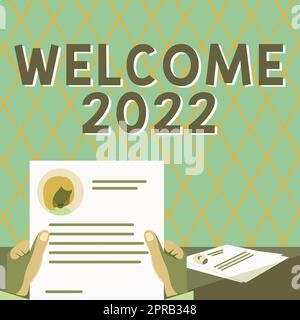 Présentation conceptuelle Bienvenue 2022. Idée d'affaires célébration de la nouvelle année motivation à commencer des cheers Félicitations mains tenant CV montrant de nouvelles opportunités de carrière ouvertes. Banque D'Images