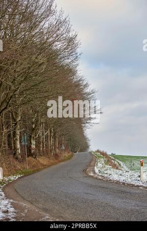 Hiver à la campagne - Danemark. Terres agricoles danoises en hiver. Banque D'Images