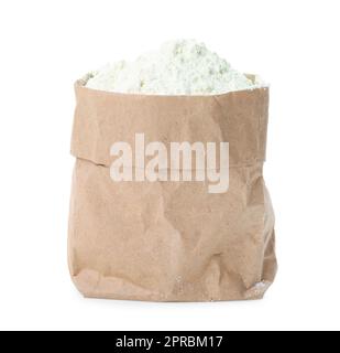 Farine de haricots mung dans un sac de papier isolé sur blanc Banque D'Images