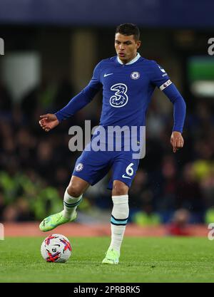 Londres, Royaume-Uni. 26th avril 2023. Thiago Silva de Chelsea en action pendant le match de la Premier League à Stamford Bridge, Londres. Crédit photo à lire: Kieran Cleeves/Sportimage crédit: Sportimage Ltd/Alay Live News Banque D'Images