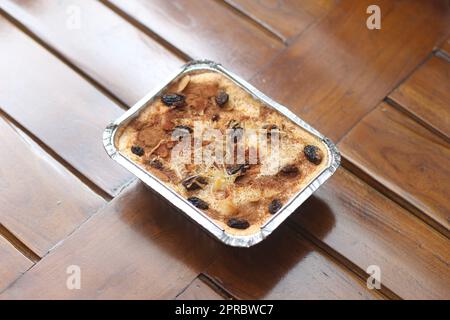 Un gros plan de klapertart qui est une cuisine typique de Manado, Indonésie. À base de viande de noix de coco jeune, sucre, farine, amandes, lait, beurre, oeufs, cinn Banque D'Images