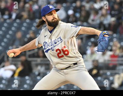 Pittsburgh, États-Unis. 26th avril 2023. Tony Gonsolin (26), le pichet des Dodgers de Los Angeles, commence contre les Pirates de Pittsburgh au parc PNC le mercredi 26 avril 2023 à Pittsburgh. Photo par Archie Carpenter/UPI crédit: UPI/Alay Live News Banque D'Images