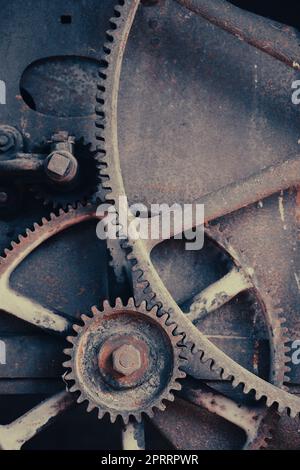 Gros pignons rouillés de l'ancien mécanisme Banque D'Images