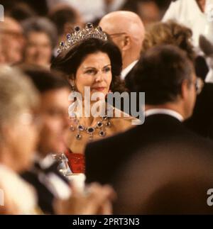 LA REINE SILVIA DE SUÈDE au banquet Nobel à l'hôtel de ville de Stockholm Banque D'Images