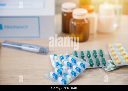 Achat en ligne livraison de médicaments à votre maison de pharmacie Banque D'Images