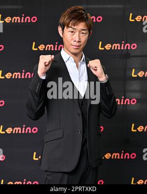 Tokyo, Japon. 27 avril 2023. Satoshi Shimizu, boxeur professionnel japonais, assiste à une conférence de presse à Tokyo, Japon sur 27 avril 2023. Shimizu est sur le point de défier Robeisy Ramirez de Cuba pour le titre de poids plume WBO sur 7 mai à Tokyo, Japon. Crédit: Hiroaki Finito Yamaguchi/AFLO/Alamy Live News Banque D'Images