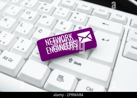Affichage conceptuel Network EngineersProfessionnel de la technologie spécialisé dans les systèmes informatiques. Business concept professionnel de la technologie qualifié dans le système informatique Banque D'Images