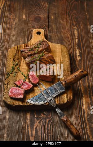Steak de bœuf grillé, viande de choix Banque D'Images