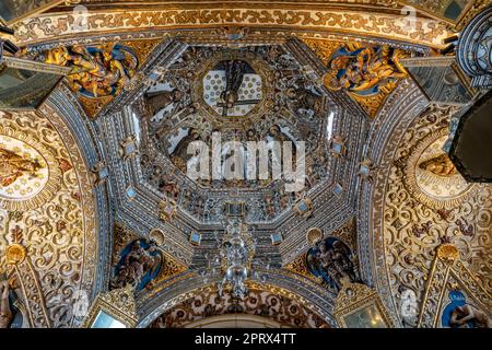 Le plafond de la chapelle baroque ornée du Senor de Tlacolula, église de l'Assomption, Tlacolula de Matamoros, Mexique. Banque D'Images