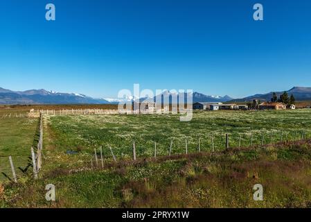 Ferme sur le fjord Ultima Esperanza, Puerto Natales, Chili Banque D'Images