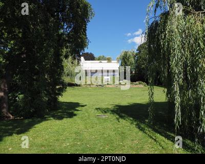 BRNO, RÉPUBLIQUE TCHÈQUE - VERS SEPTEMBRE 2022: Villa Tugendhat Maison moderniste conçue par l'architecte Ludwig Mies van der Rohe vers 1929 Banque D'Images