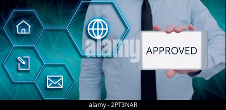 Légende de texte présentant approuvé, position d'idée d'entreprise, arrangement, ou fréquence d'occurrence sur une zone Homme avec smartphone par Digital Hexagon Banque D'Images