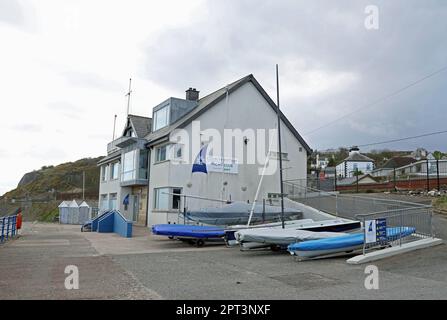 County Antrim Yacht Club à Whitehead sur la rive nord de Belfast Lough Banque D'Images